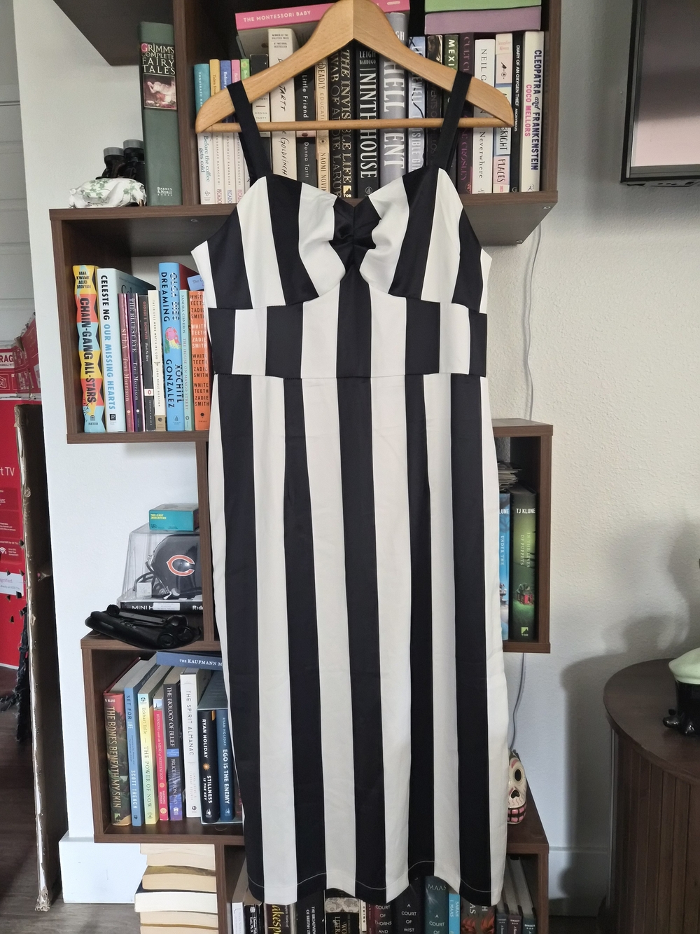 Black & White Stripe Sleeveless Midi Dress